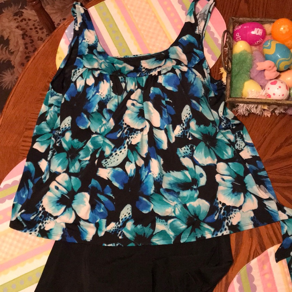 Plus size bathing suit set